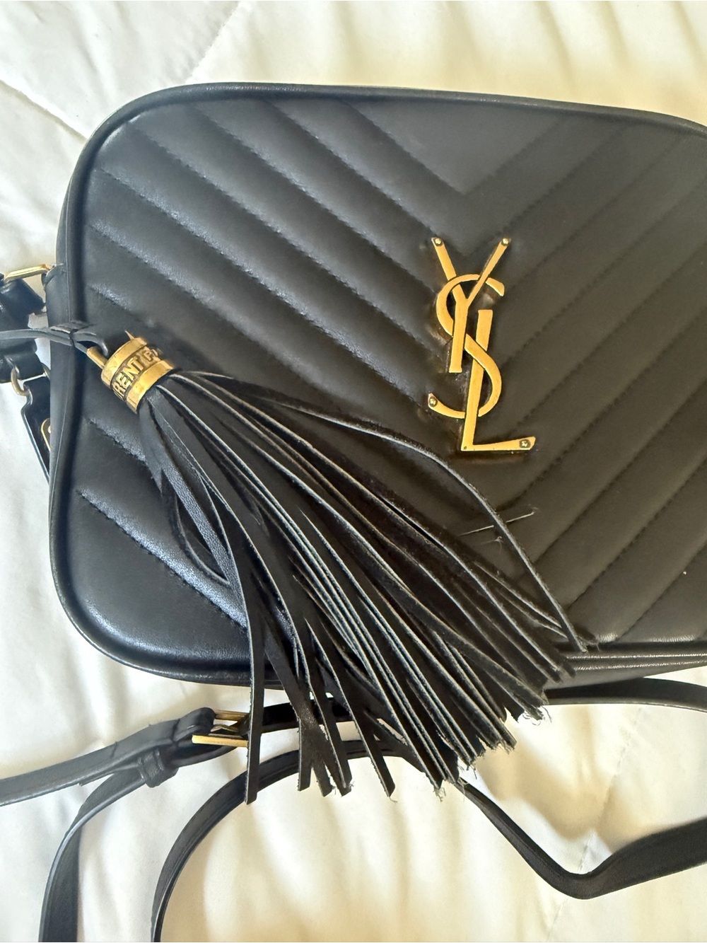 Saint Laurent Black Chevron Quilted Leather Crossbody Gold YSL used Great - Picture 1 of 4